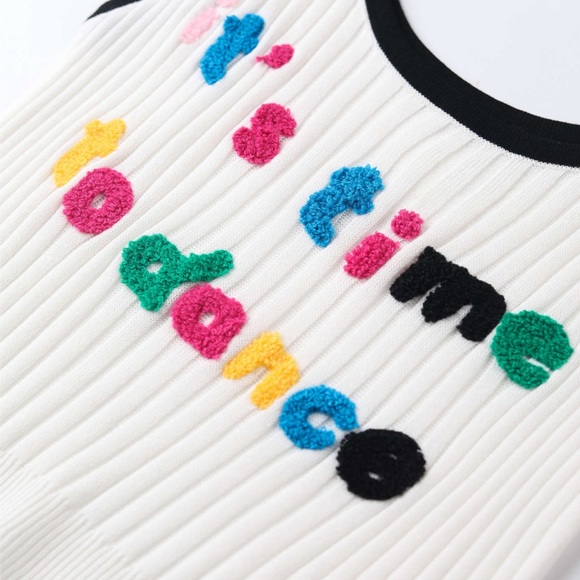 Top. Only worn one time. - Picture 3 of 5